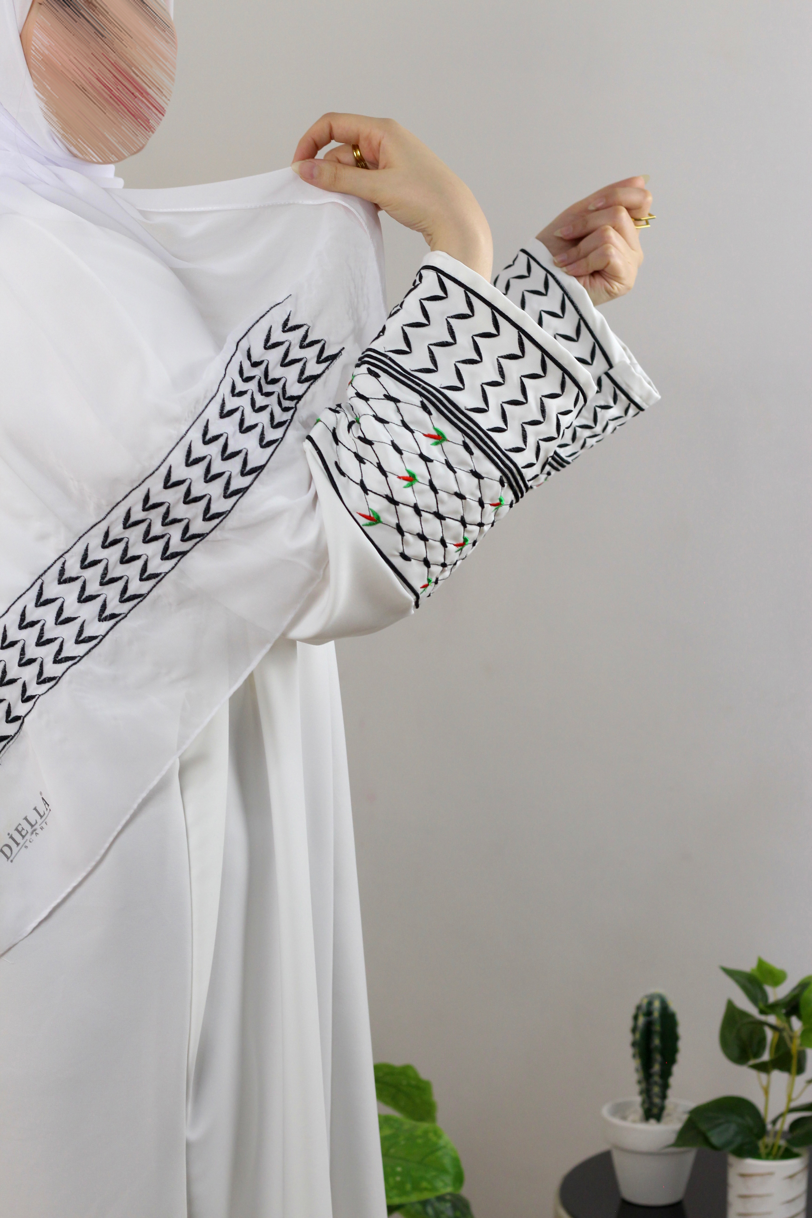 عباءة الكوفية الفلسطينية بدون خمار Abaya Keffiyah Palestin 4