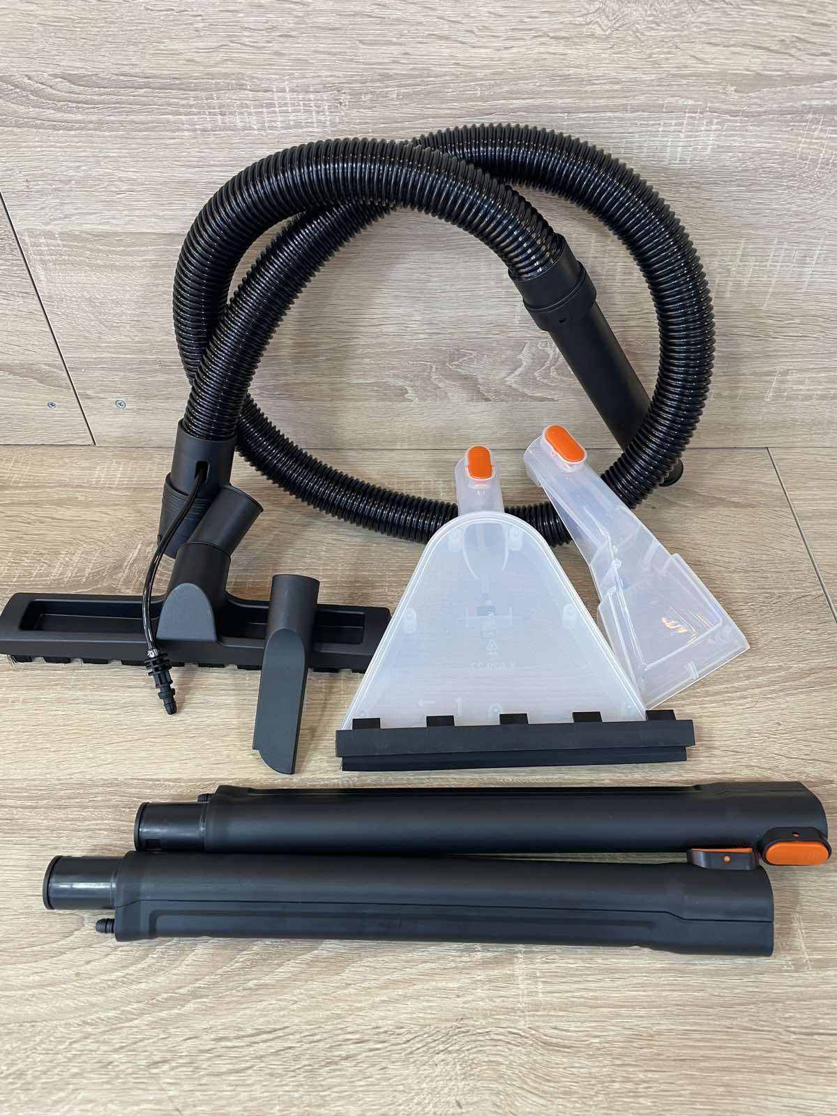 Aspirateur  multismart  5/1 أسبيراتار ميلتي سمارت للماء وأوساخ 2