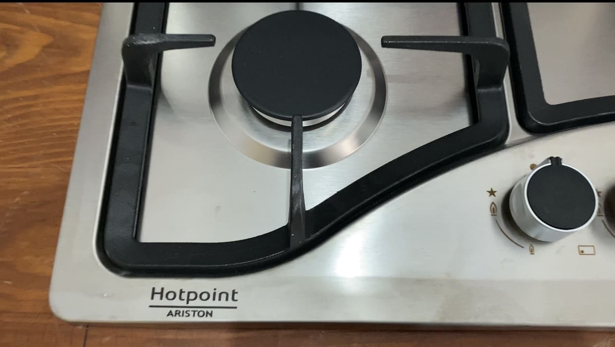Plaque Ariston inox fonte 5F طاولة المطبخ اريسطون 5 شعلات 4