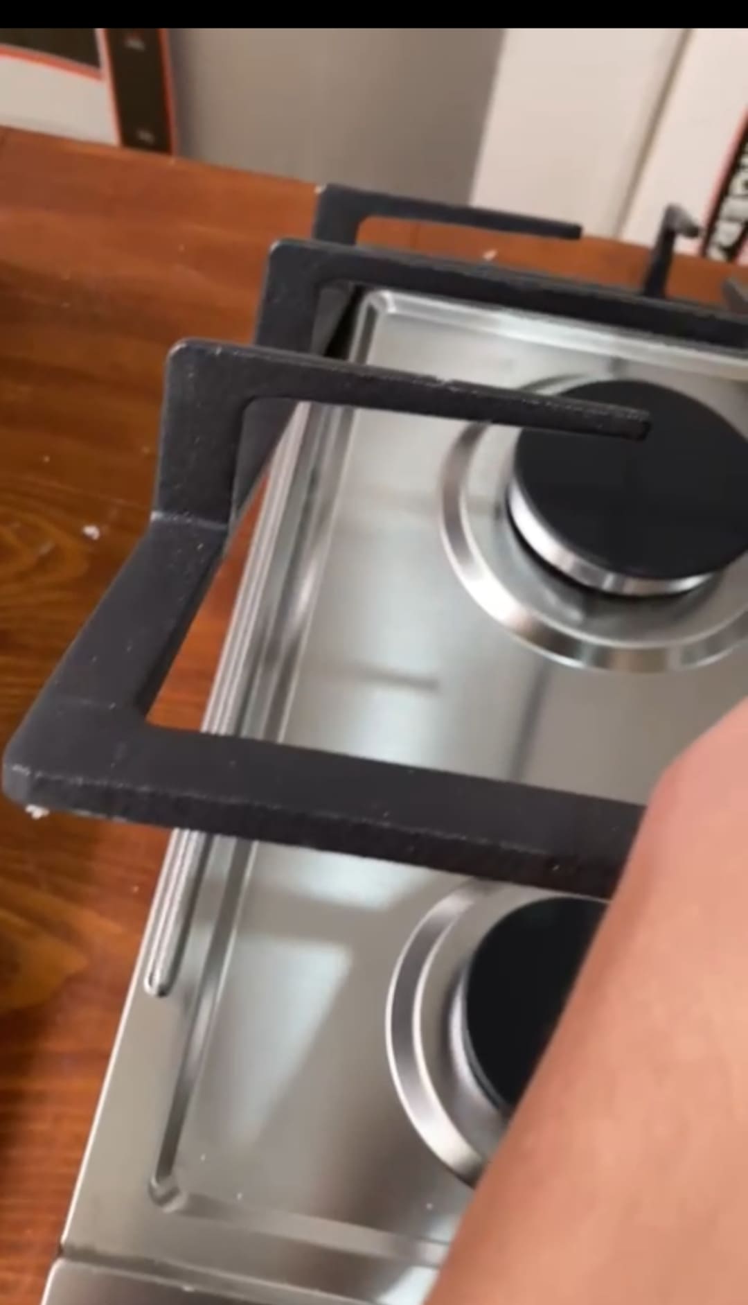 Plaque de cuisson Ariston inox fonte 5F 2psc طاولة المطبخ اريسطون 5 شعلات 3